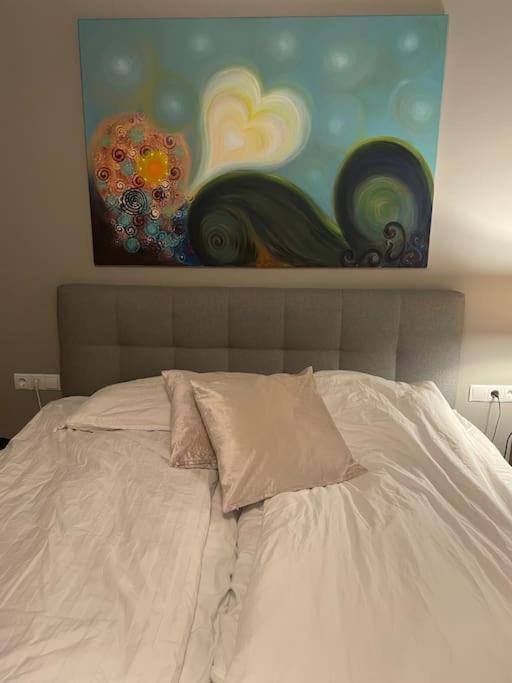Njarthvik Beautiful Apartment Near Airport מראה חיצוני תמונה